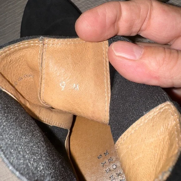 Barneys New York Black Suede Men’s Chelsea Boots - Picture 7 of 8